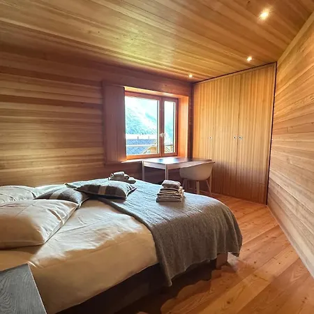 5br Chalet Above The Centre Of Fee فيلة *